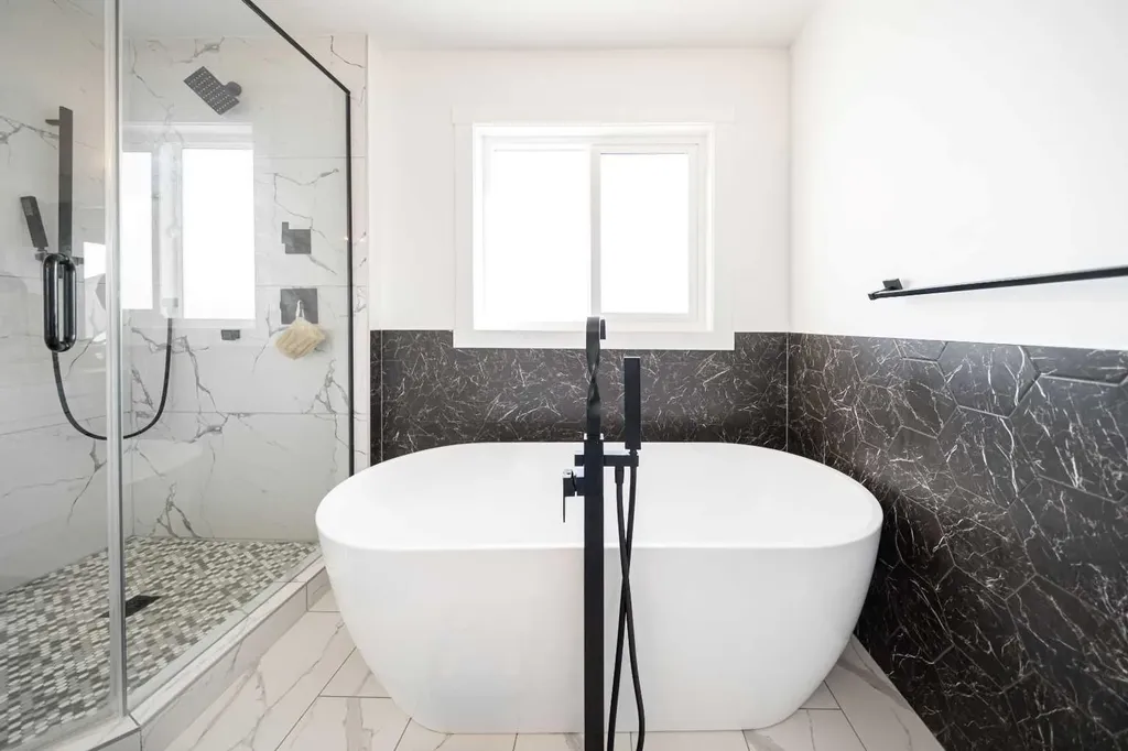 123 Saddlecrest Grove NE Calgary AB T3J 2K3
