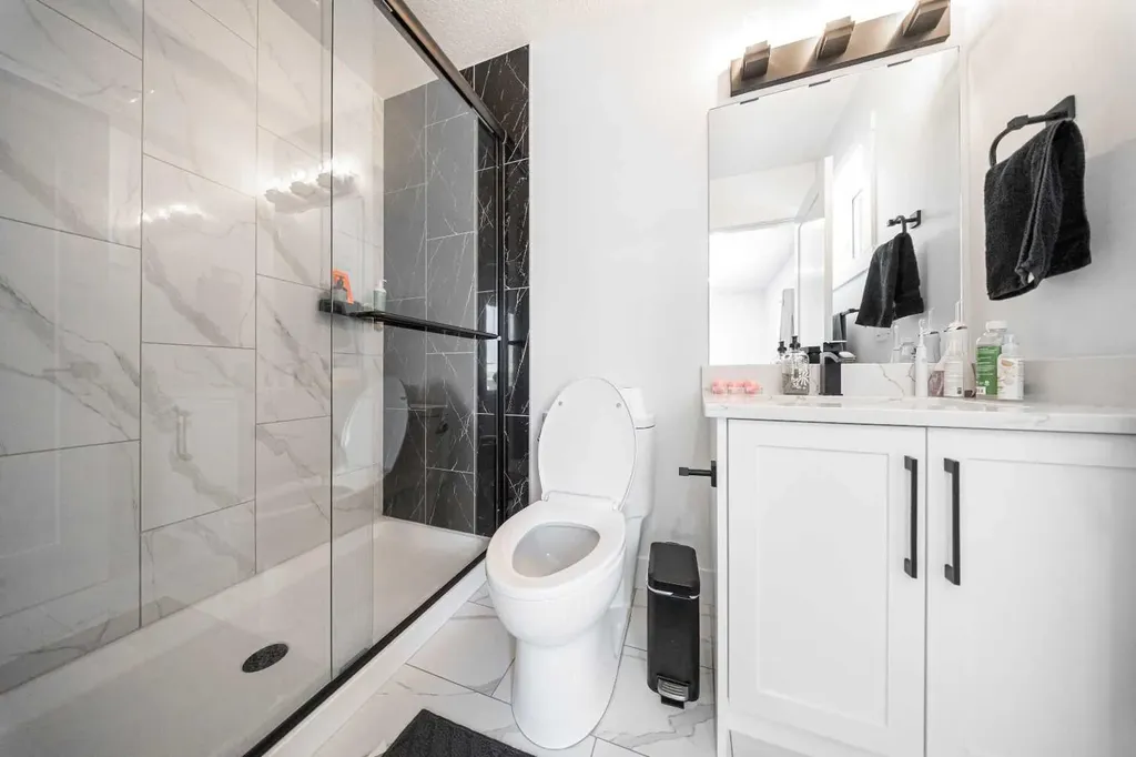 123 Saddlecrest Grove NE Calgary AB T3J 2K3