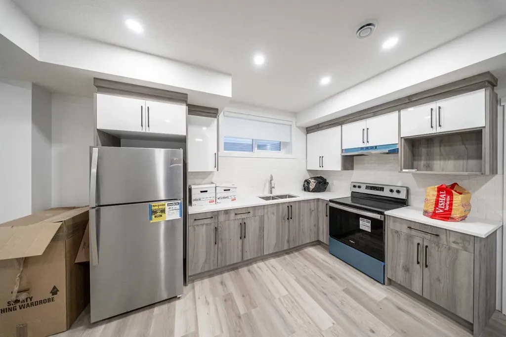 123 Saddlecrest Grove NE Calgary AB T3J 2K3