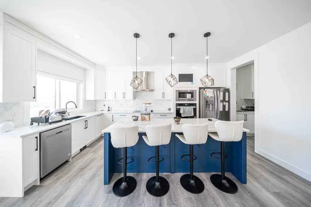 123 Saddlecrest Grove NE Calgary AB T3J 2K3