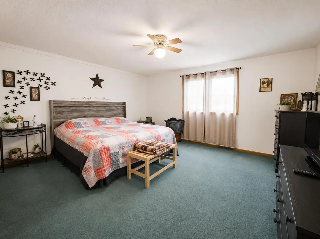 10417 97 Avenue La Crete AB T0H2H0
