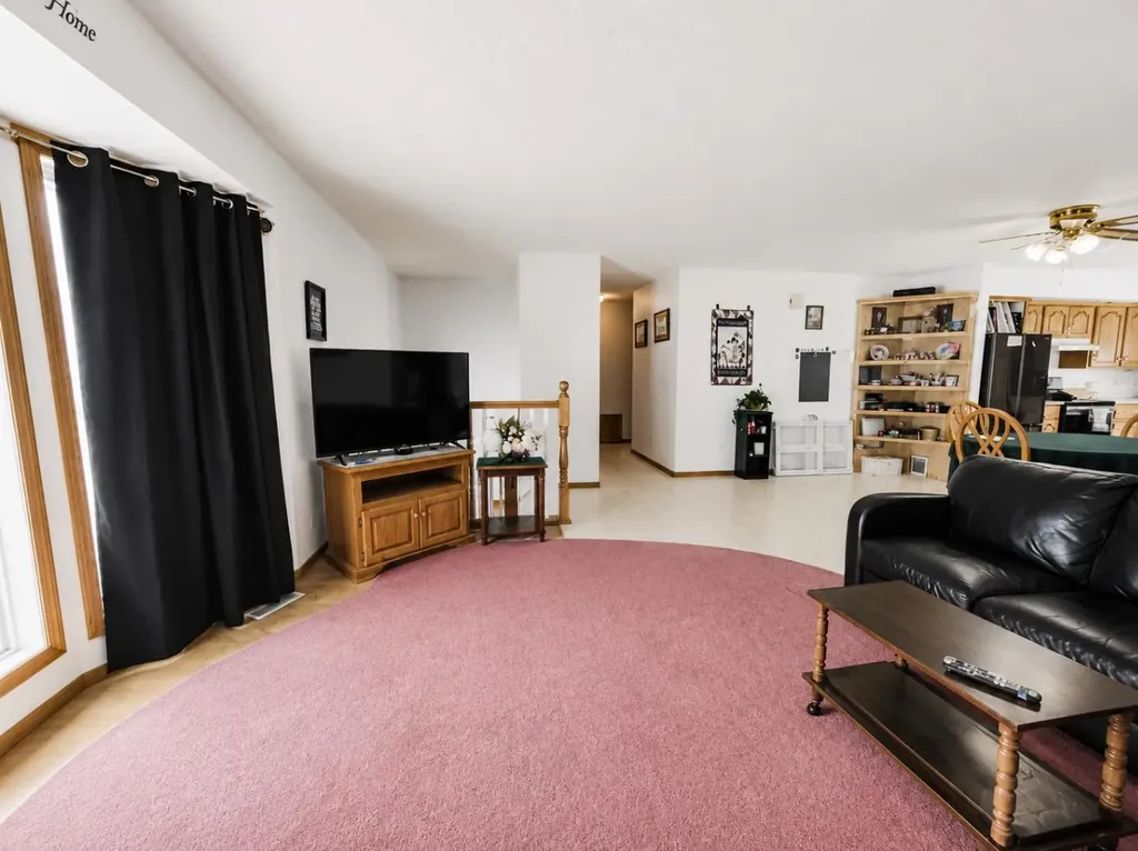 10417 97 Avenue La Crete AB T0H2H0