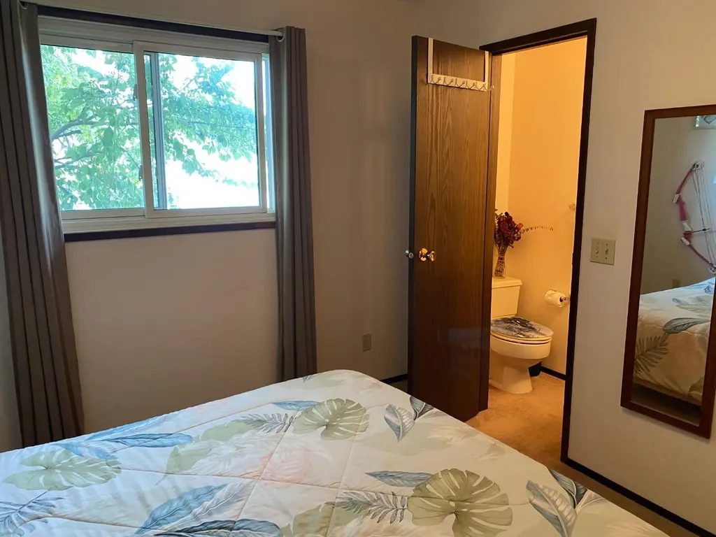208 4 Avenue W Hanna AB T0J 1P0