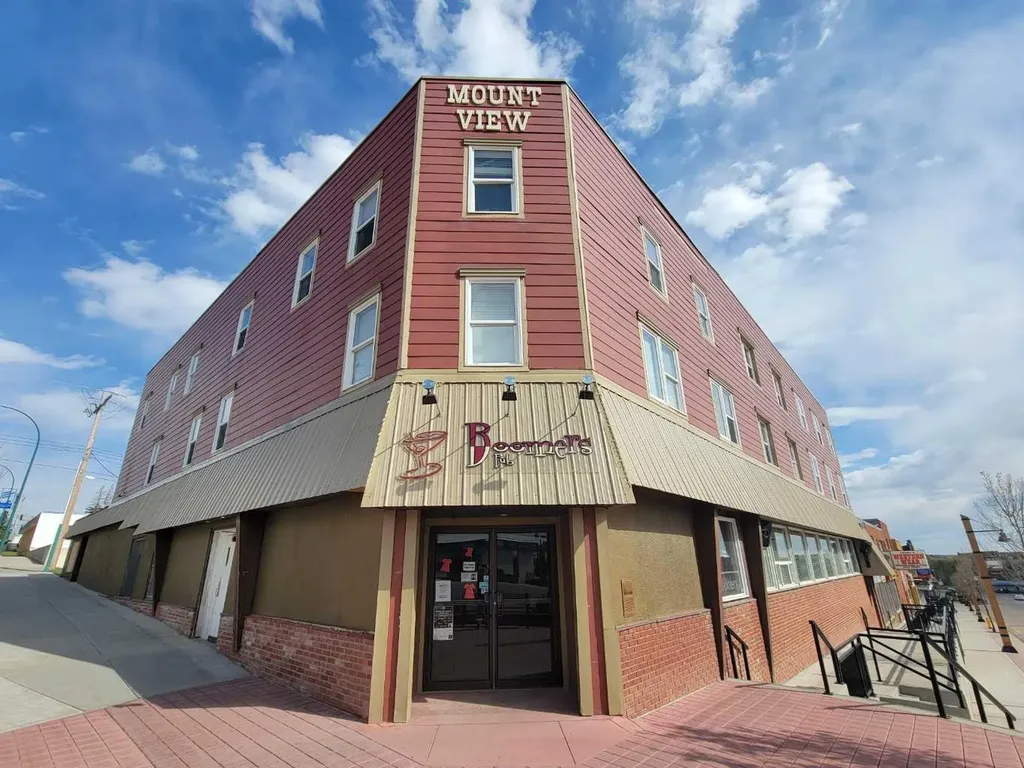 4939 50 Street Rocky Mountain House AB T4T 1A7