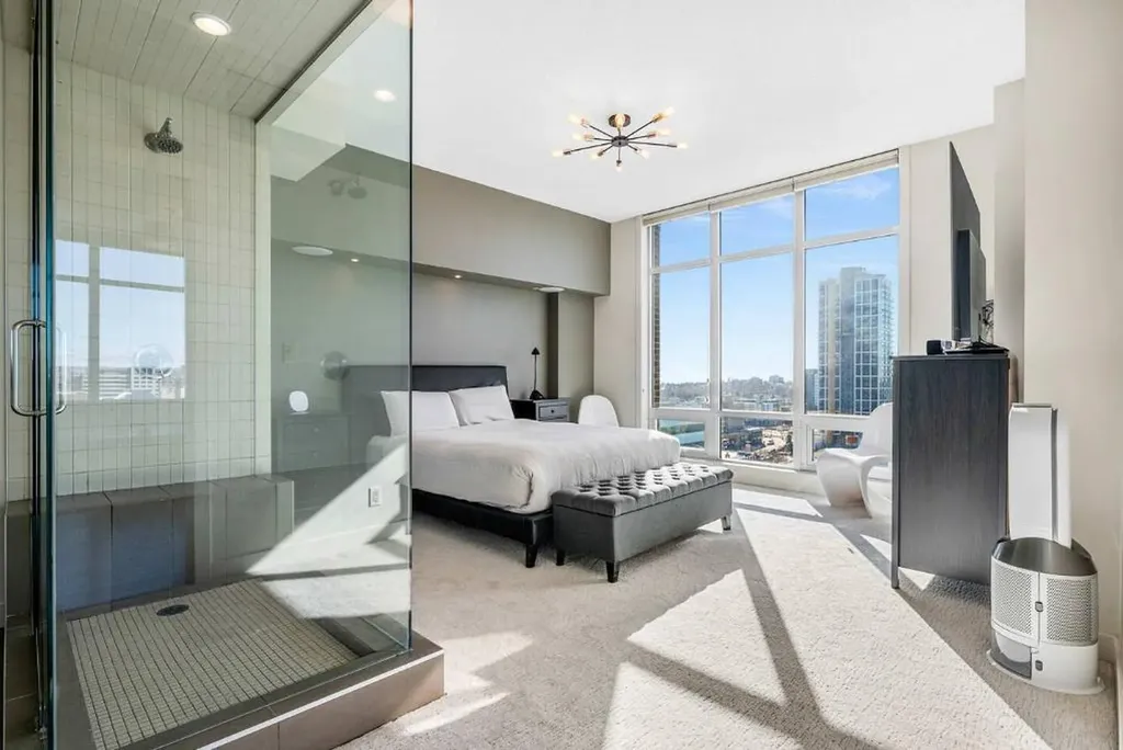 530 12 Avenue SW Calgary AB T2R 0B1