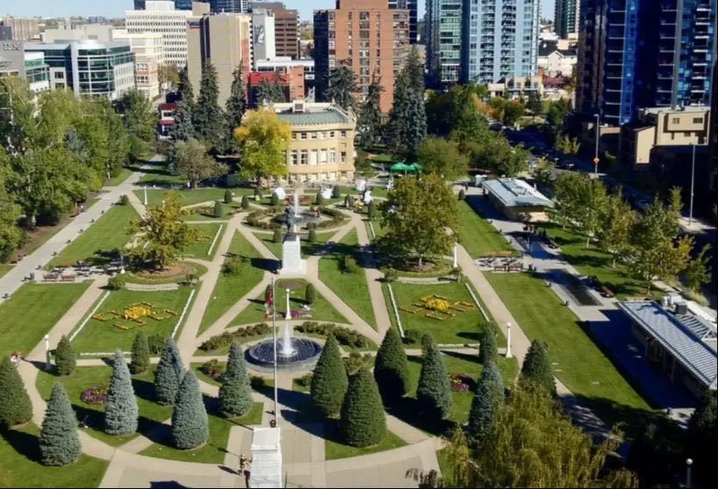 530 12 Avenue SW Calgary AB T2R 0B1