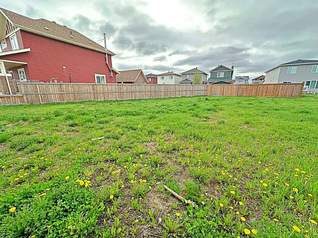 119 Airmont Court Fort Mcmurray AB T9J 1G1