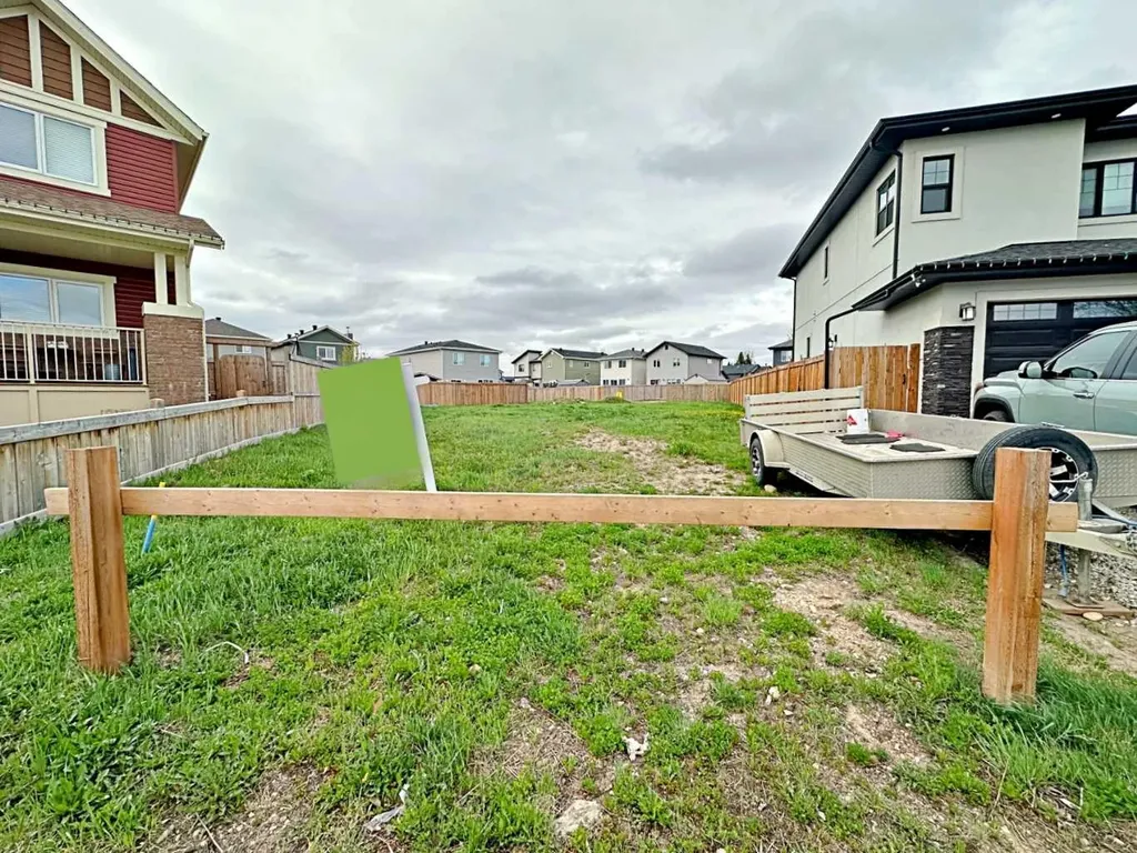 119 Airmont Court Fort Mcmurray AB T9J 1G1