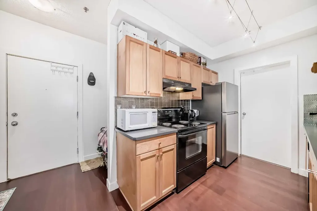 1000 15 Avenue SW Calgary AB T2R 0S6