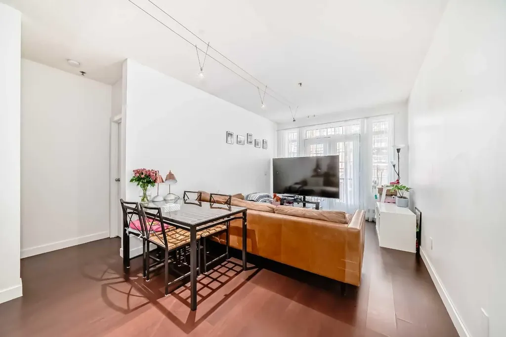 1000 15 Avenue SW Calgary AB T2R 0S6