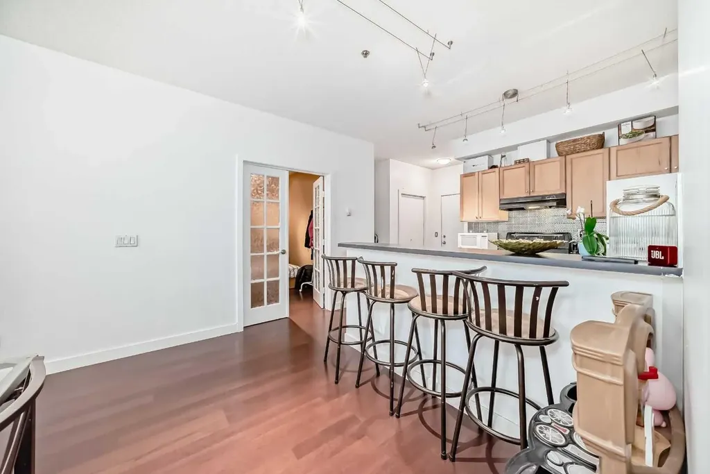 1000 15 Avenue SW Calgary AB T2R 0S6