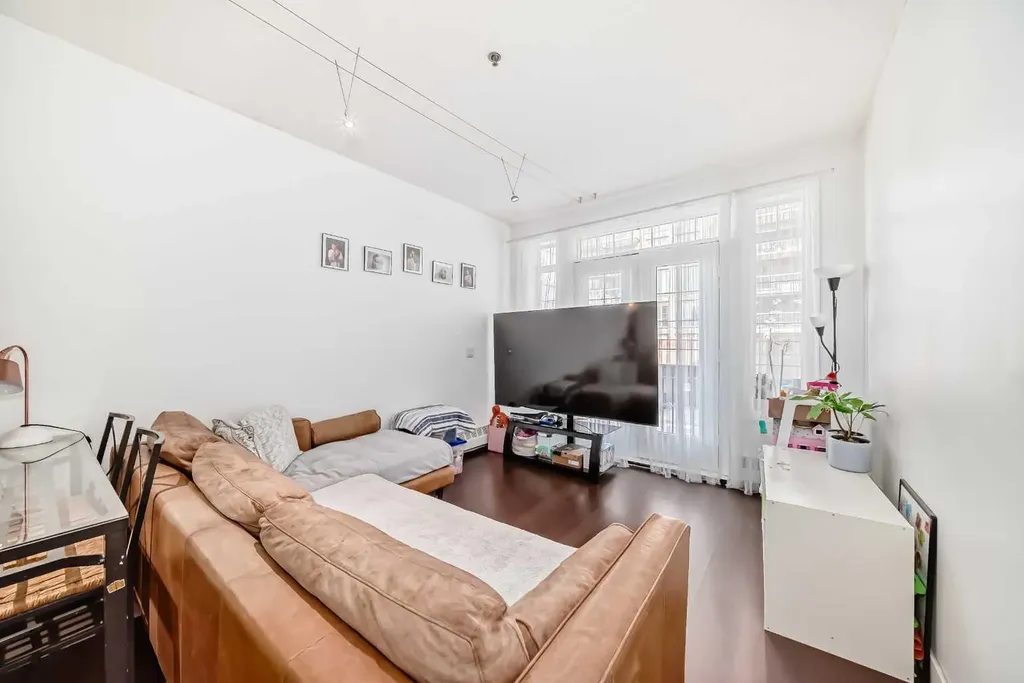 1000 15 Avenue SW Calgary AB T2R 0S6