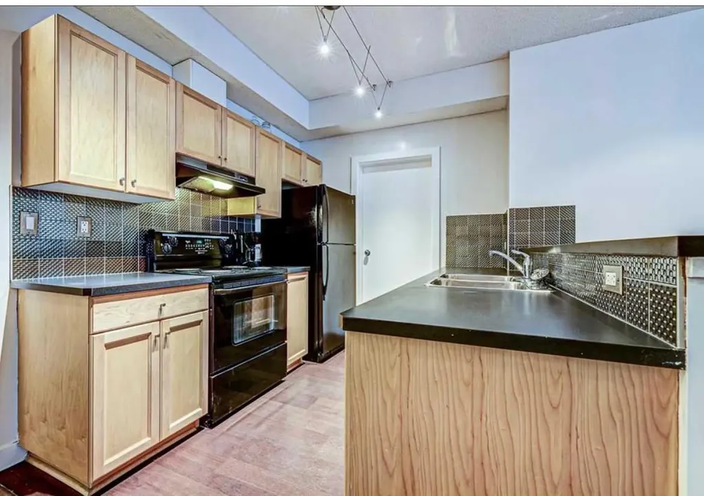 1000 15 Avenue SW Calgary AB T2R 0S6