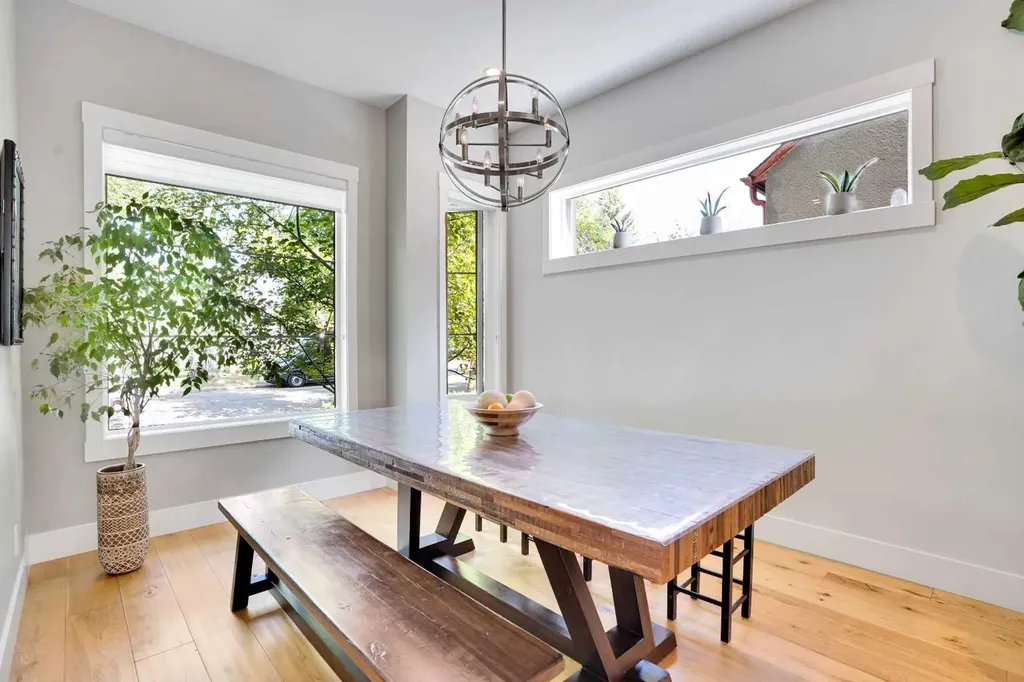 235 11 Avenue NE Calgary AB T2E0Y9
