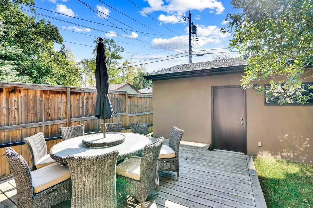 235 11 Avenue NE Calgary AB T2E0Y9