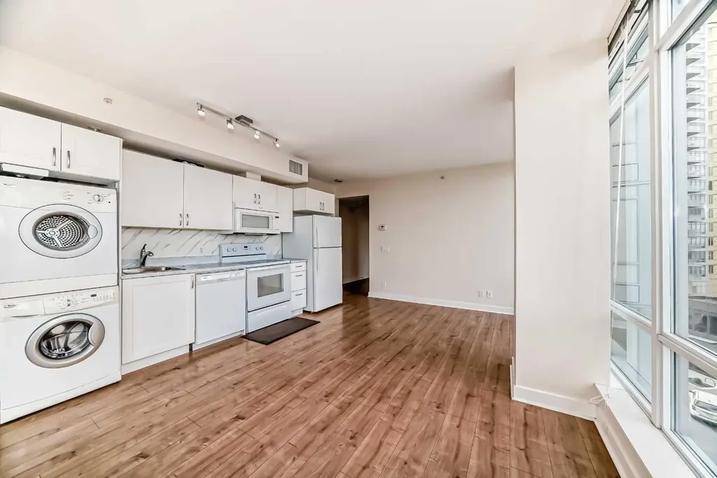 30 Brentwood Common NW Calgary AB T2L 2L8