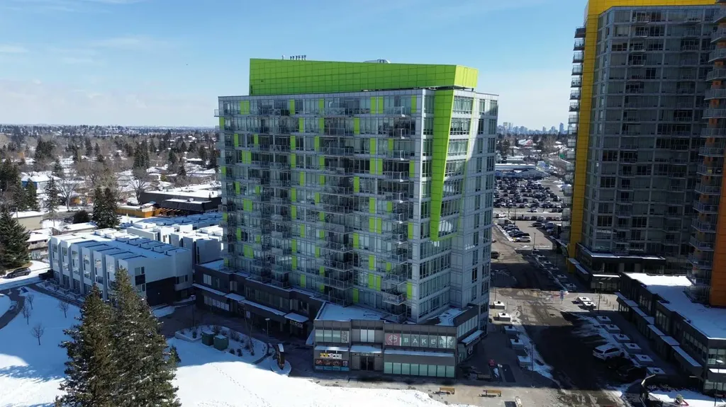 30 Brentwood Common NW Calgary AB T2L 2L8