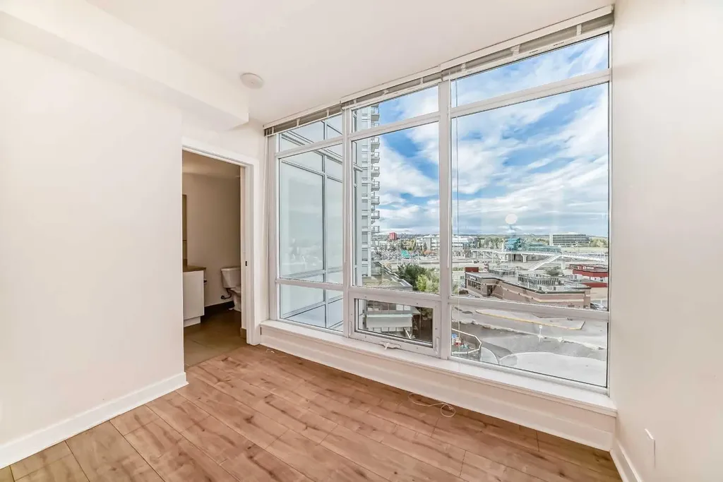 30 Brentwood Common NW Calgary AB T2L 2L8