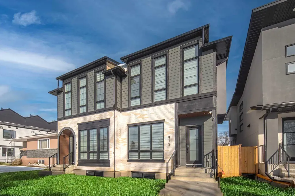 912 15 Avenue NE Calgary AB T2E 1J1