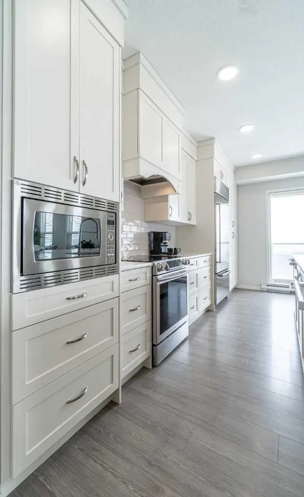 20 Seton Park SE Calgary AB T3M 2V4