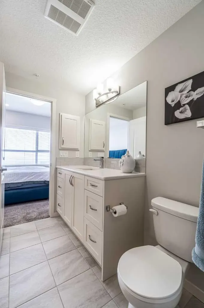 20 Seton Park SE Calgary AB T3M 2V4