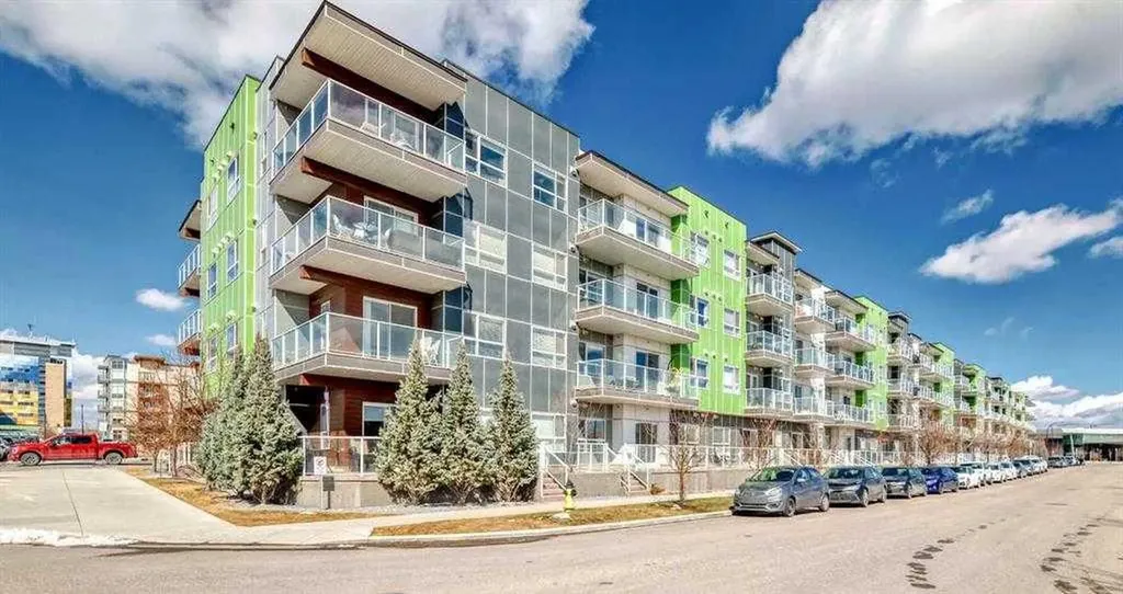 20 Seton Park SE Calgary AB T3M 2V4