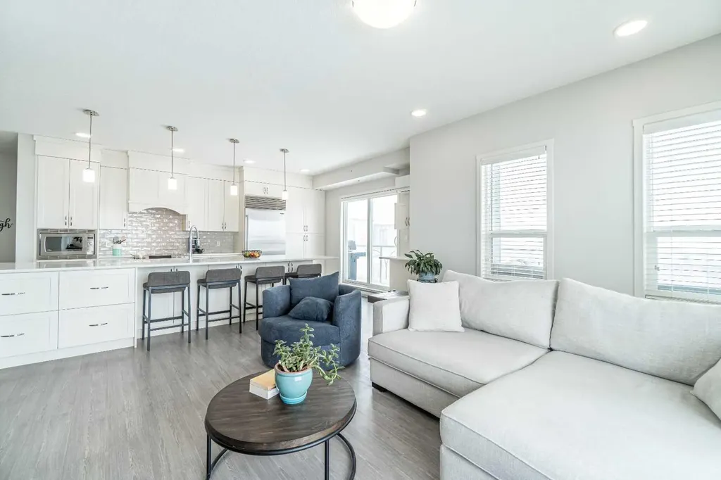 20 Seton Park SE Calgary AB T3M 2V4