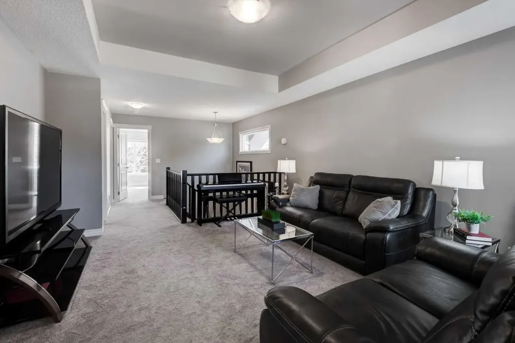 255 Riviera Way Cochrane AB T4C 0Z2