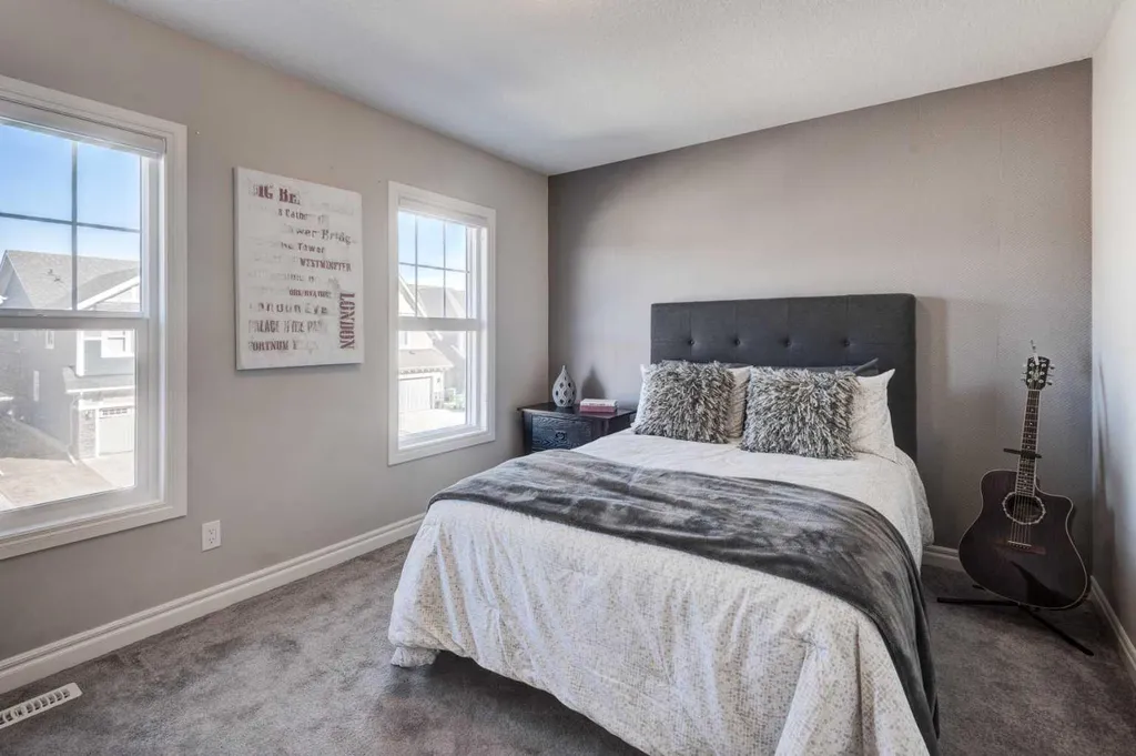 255 Riviera Way Cochrane AB T4C 0Z2
