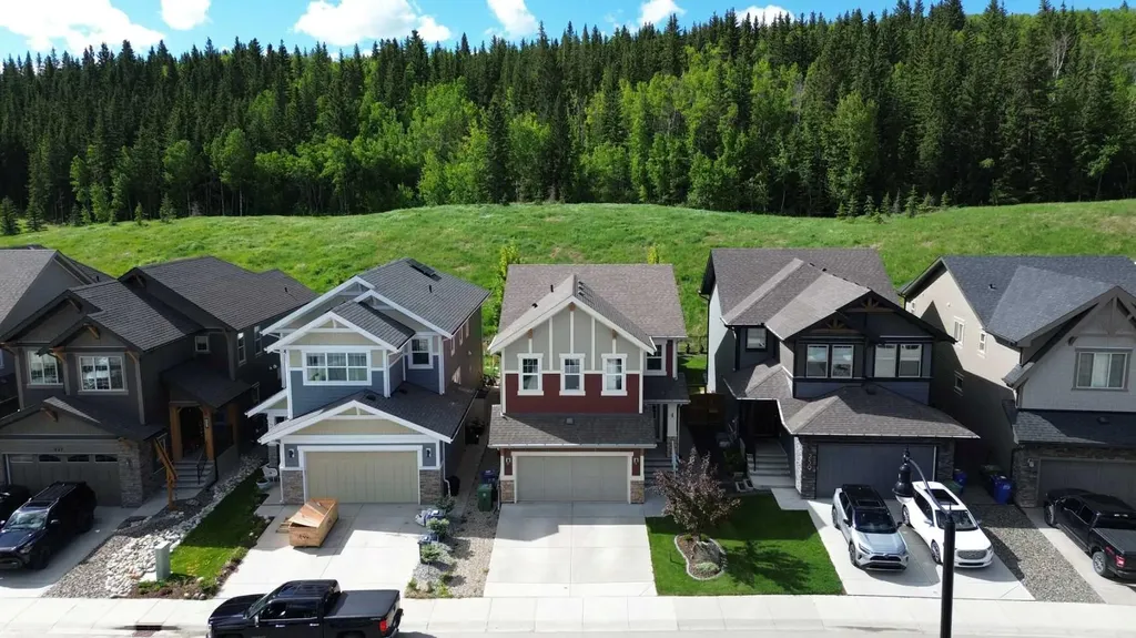 255 Riviera Way Cochrane AB T4C 0Z2