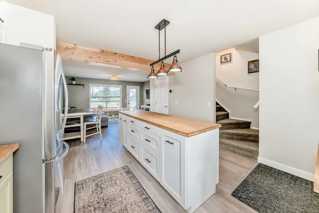 140 Sagewood Boulevard SW Airdrie AB T4B 3H5