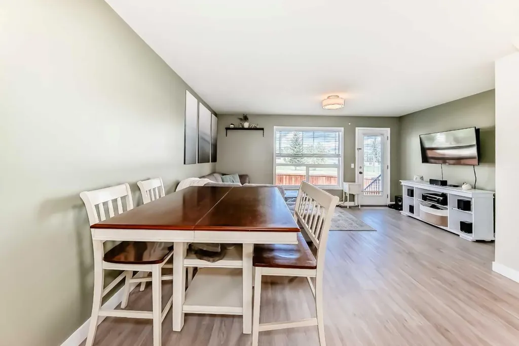 140 Sagewood Boulevard SW Airdrie AB T4B 3H5