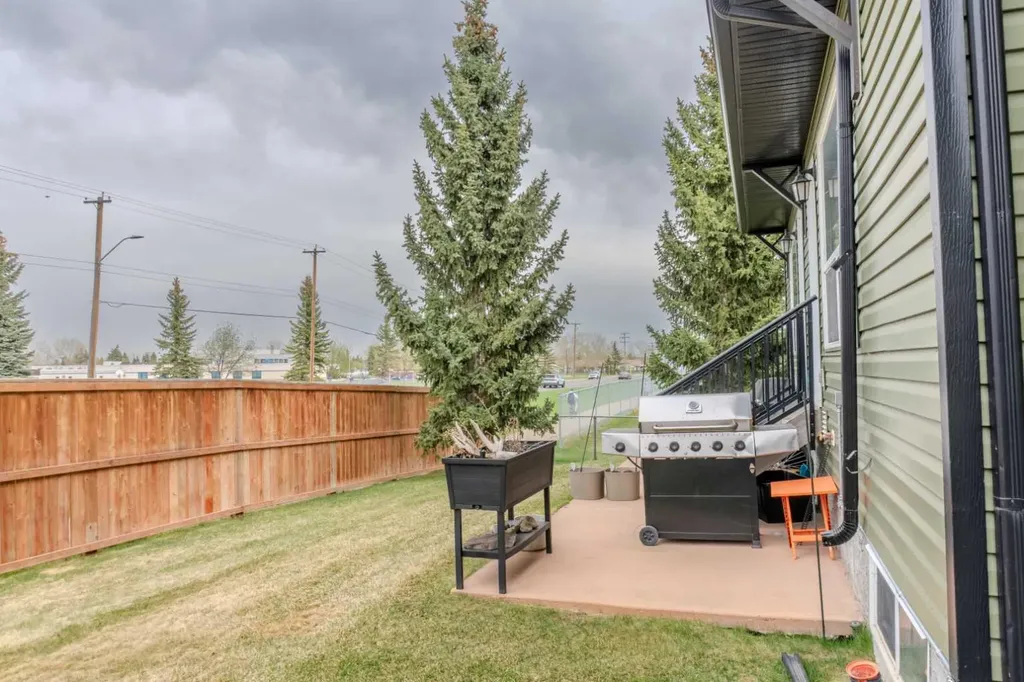 140 Sagewood Boulevard SW Airdrie AB T4B 3H5