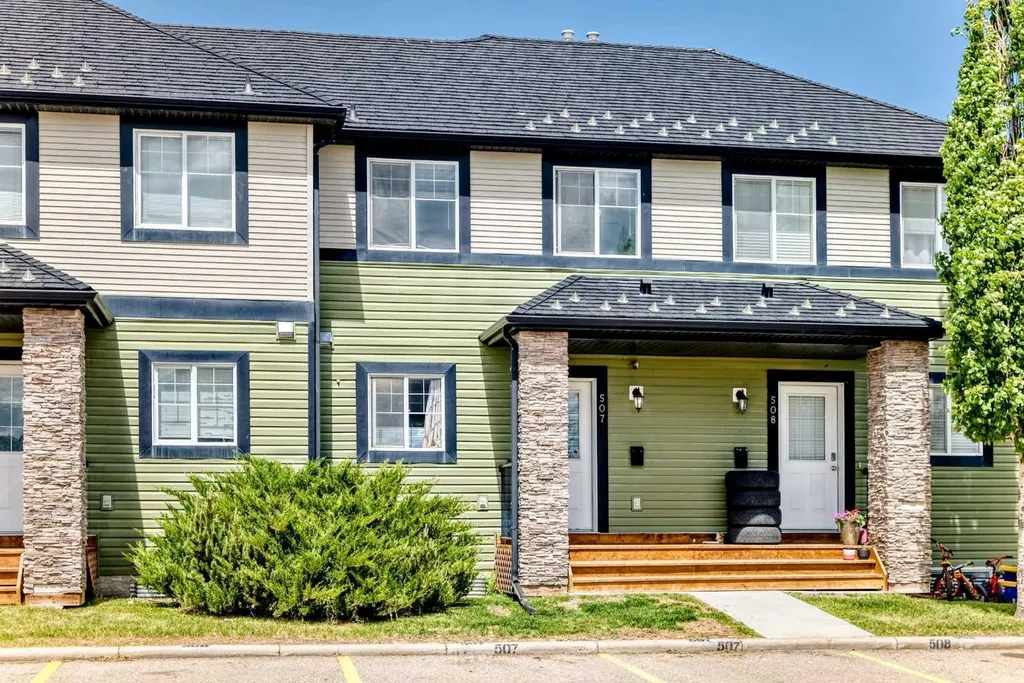 140 Sagewood Boulevard SW Airdrie AB T4B 3H5