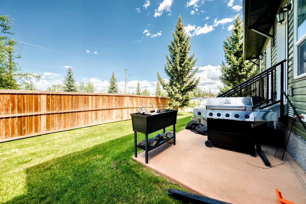 140 Sagewood Boulevard SW Airdrie AB T4B 3H5