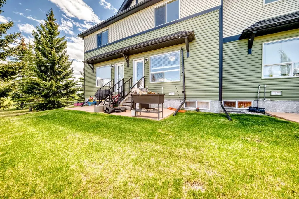 140 Sagewood Boulevard SW Airdrie AB T4B 3H5