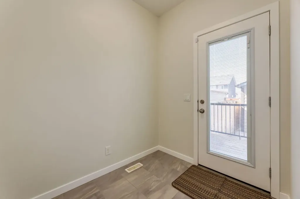 28 Masters Link SE Calgary AB T3M2N2