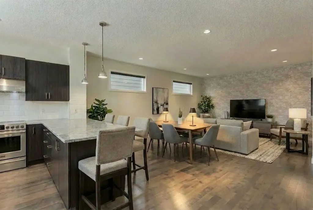 28 Masters Link SE Calgary AB T3M2N2