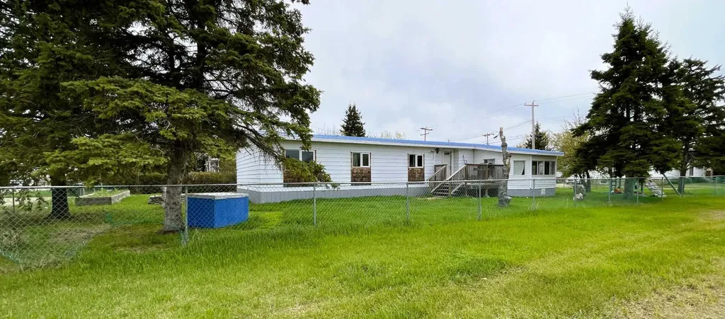 4521 50 Avenue Grimshaw AB T0H 1W0