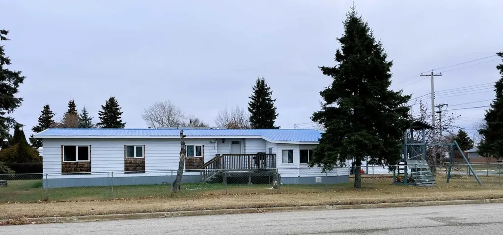 4521 50 Avenue Grimshaw AB T0H 1W0