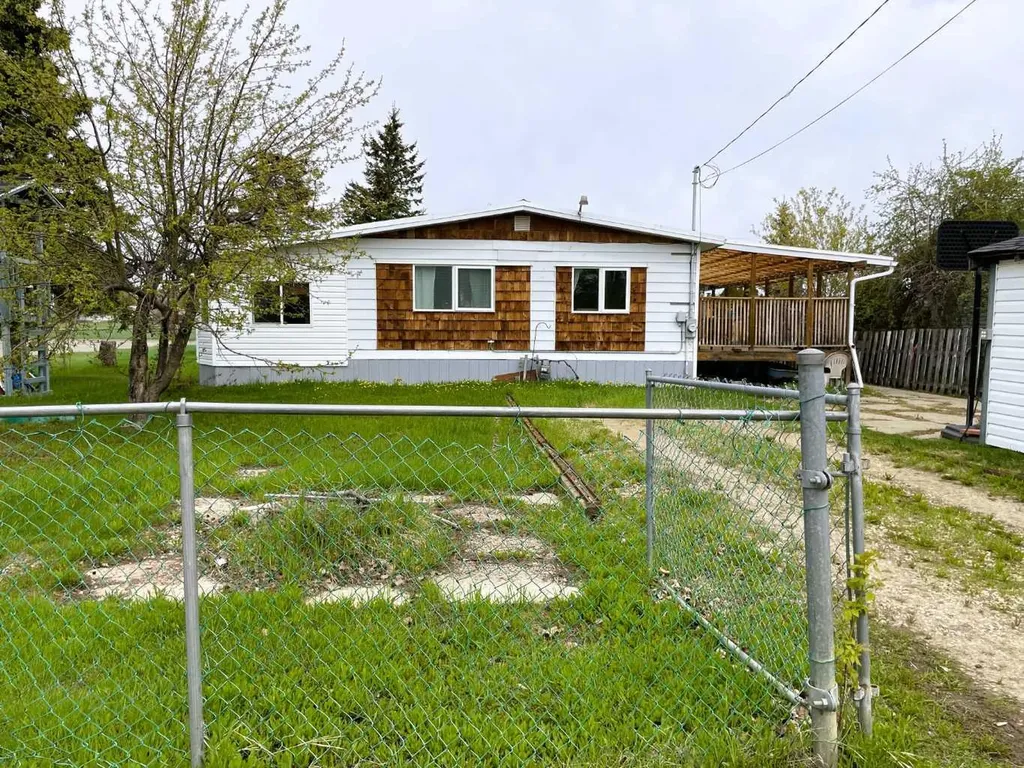 4521 50 Avenue Grimshaw AB T0H 1W0