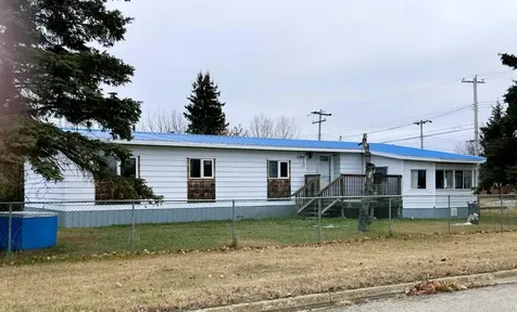 4521 50 Avenue Grimshaw AB T0H 1W0