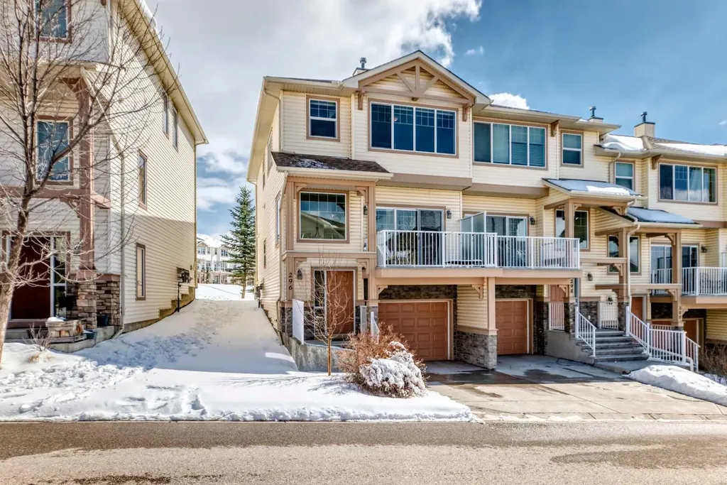 296 Sunset Point Cochrane AB T4C 0K8