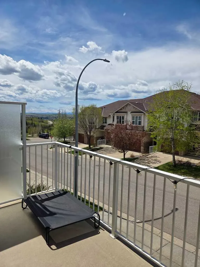 296 Sunset Point Cochrane AB T4C 0K8