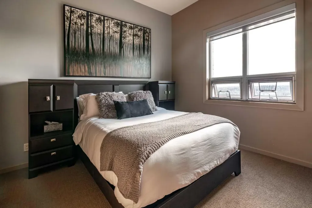 210 15 Avenue SE Calgary AB T2G 0B5