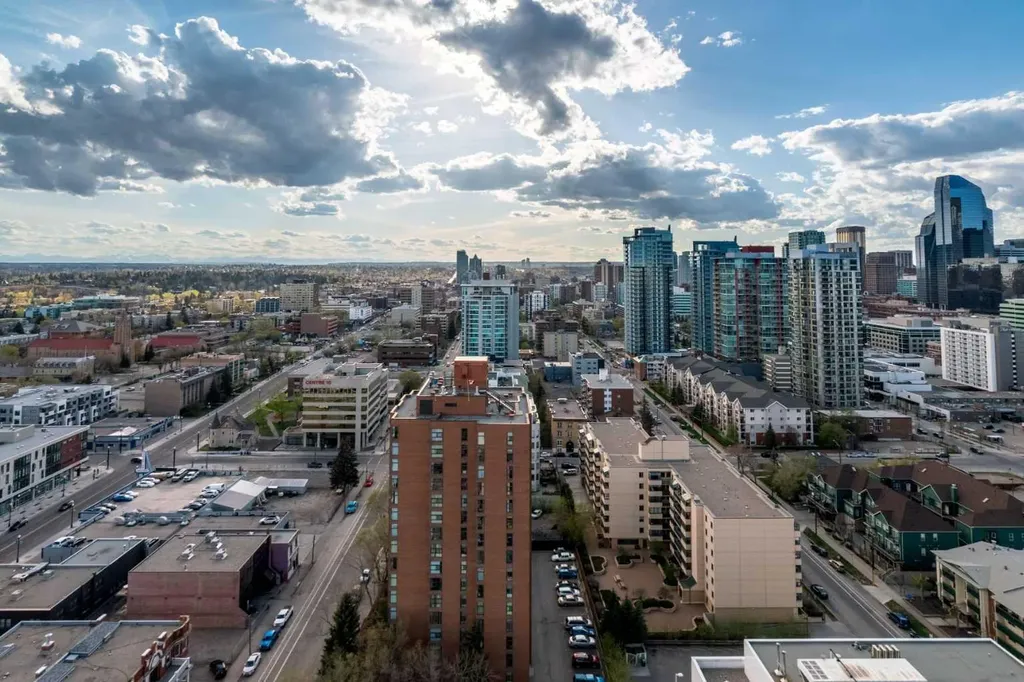 210 15 Avenue SE Calgary AB T2G 0B5