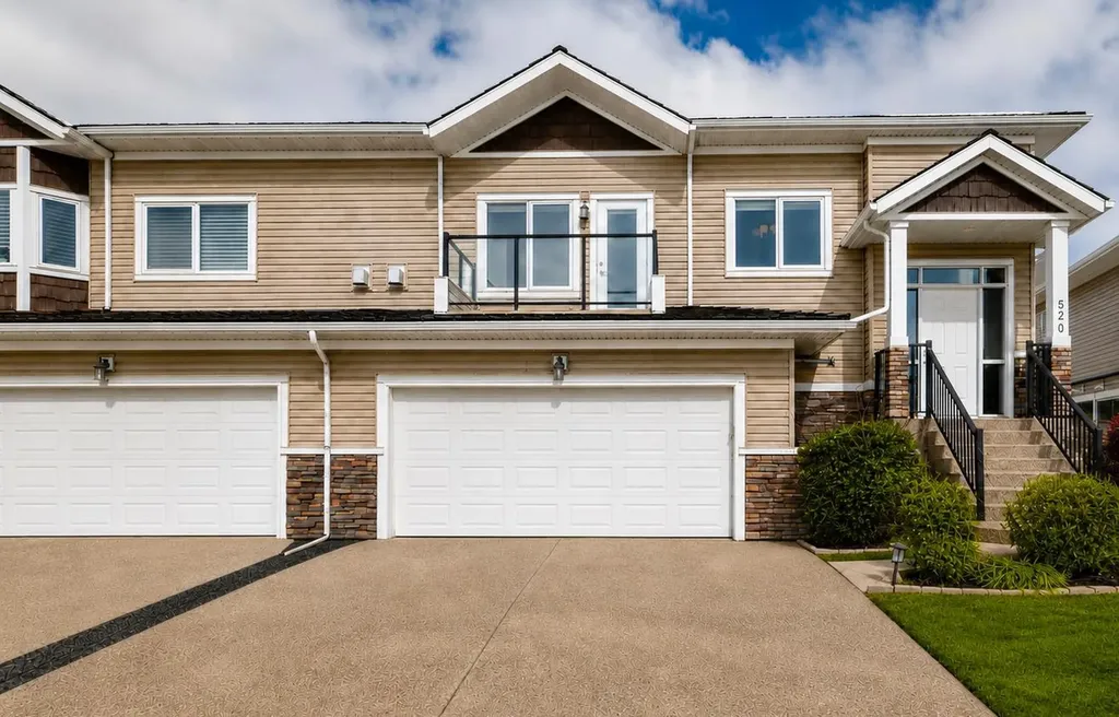 520 Rocky Vista Gardens NW Calgary AB T3G 0B7
