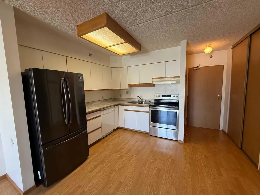 5007 52 Avenue Ponoka AB T4J 1S3