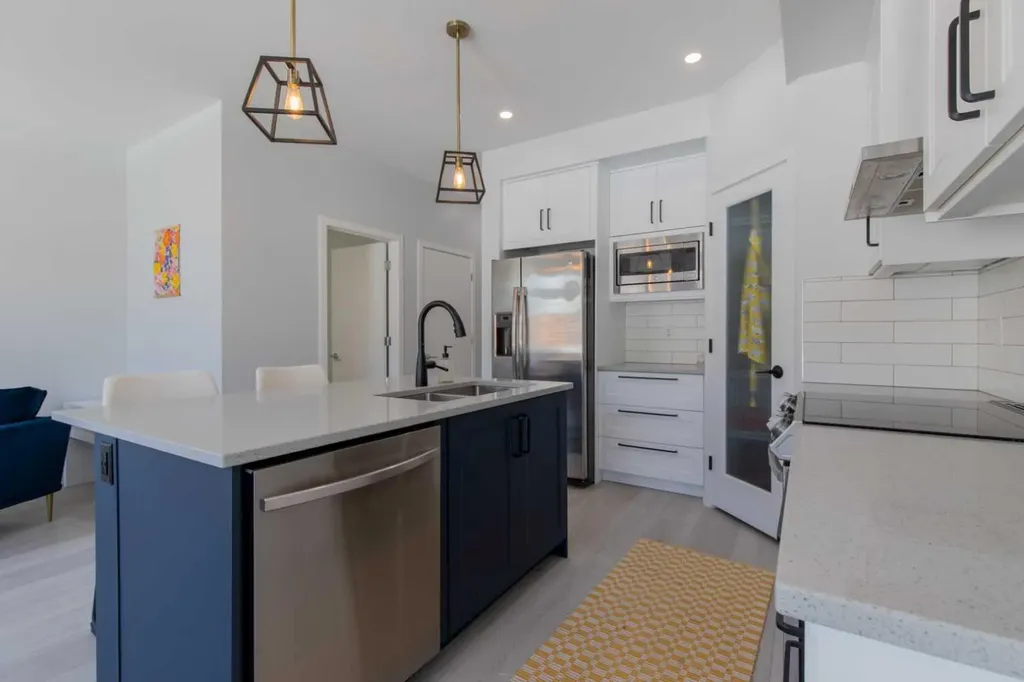 418 Highlands Boulevard W Lethbridge AB T1J 5K5