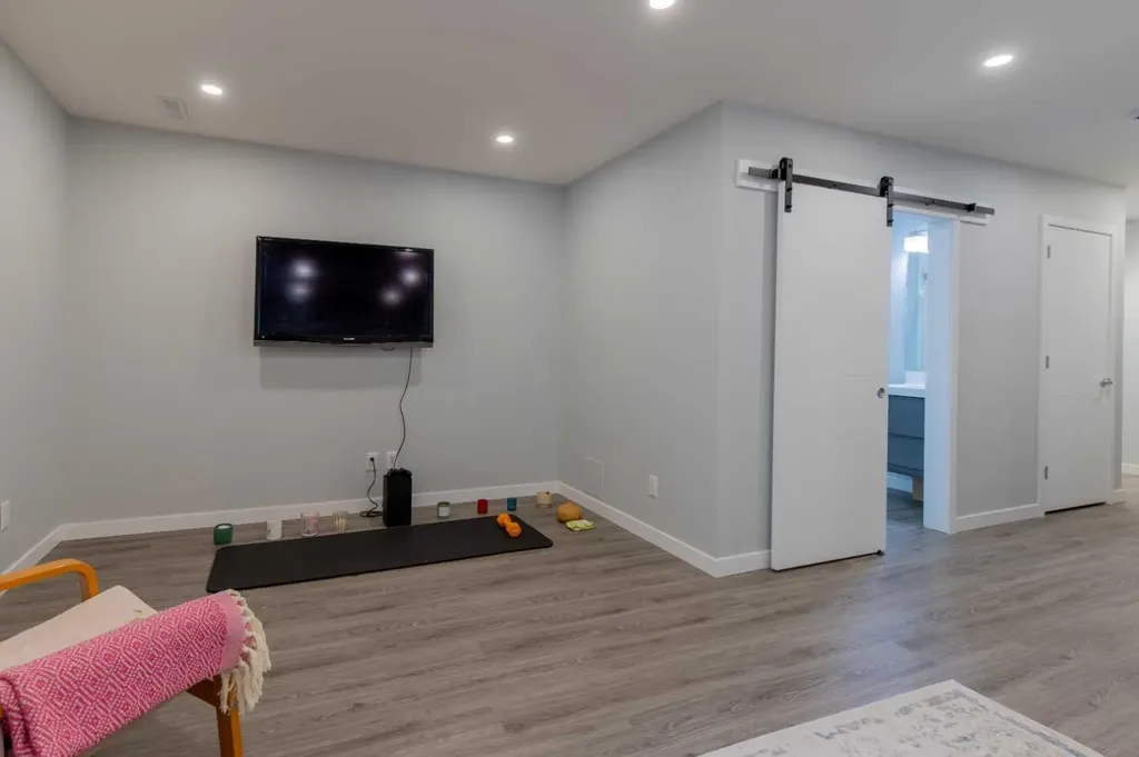 418 Highlands Boulevard W Lethbridge AB T1J 5K5